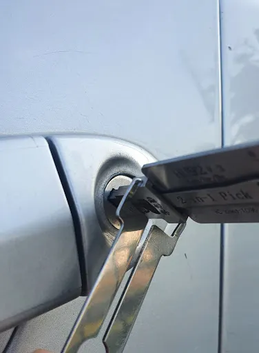 AUTO-KEY